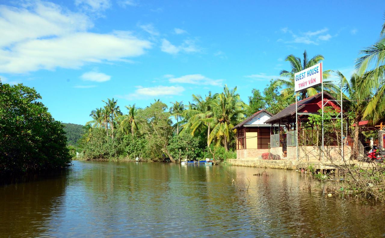Thuy Van Bungalow Дуонг-Донг Экстерьер фото